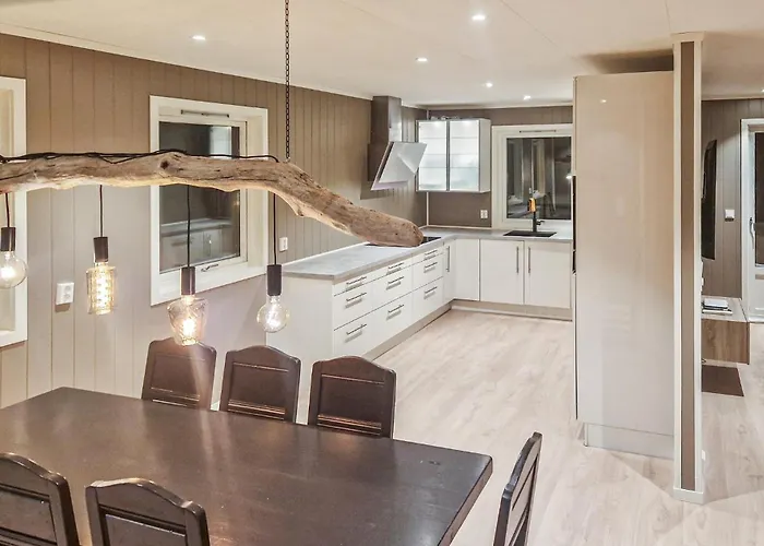 4 Bedroom Beautiful In Limingen *