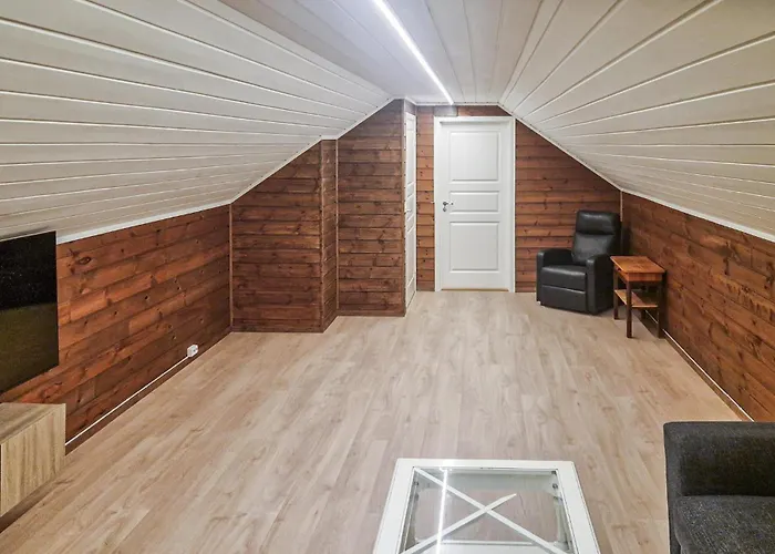 Vakantiehuis 4 Bedroom Beautiful In Limingen