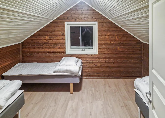 Vakantiehuis 4 Bedroom Beautiful In Limingen