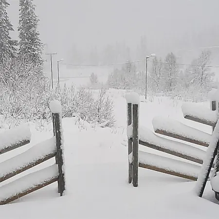 4 Bedroom Beautiful In Limingen Royrvik