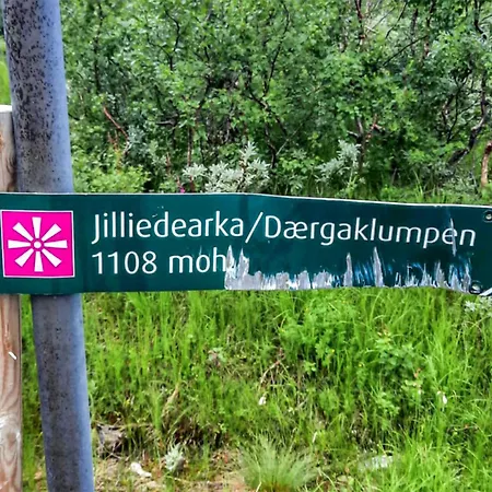 4 Bedroom Beautiful In Limingen Ferienhaus Royrvik